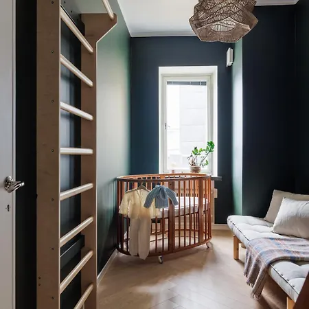 Beautiful 140 Sqm In Center Apartment *